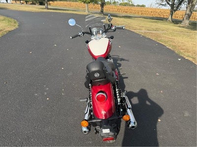 2024 Royal Enfield Super Meteor 650 Base