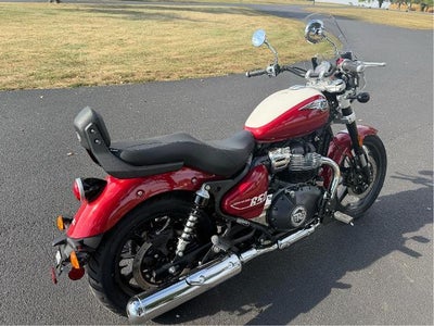 2024 Royal Enfield Super Meteor 650 Base