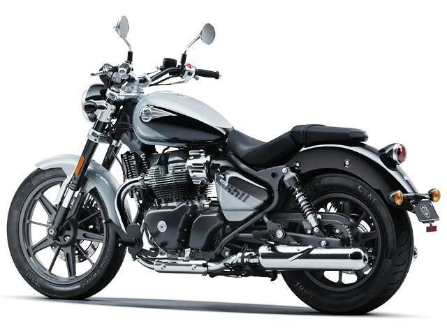 2024 Royal Enfield Super Meteor 650 Base
