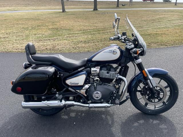 2024 Royal Enfield Super Meteor 650 Base