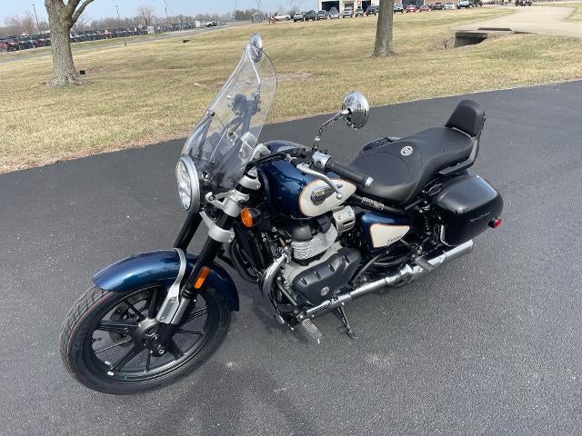 2024 Royal Enfield Super Meteor 650 Base