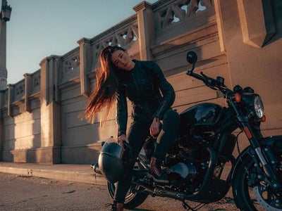 2026 Royal Enfield Shotgun 650 Base